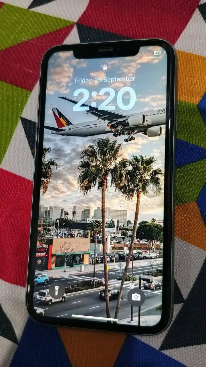 Apple iPhone 11 3