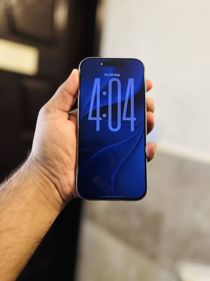 Apple iPhone 17 5