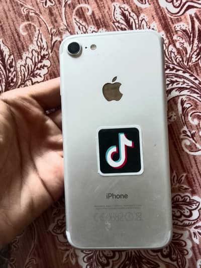 Apple iPhone 7