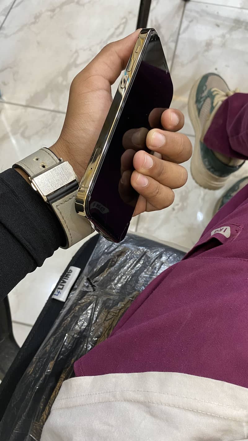Apple iPhone 12 Pro 5