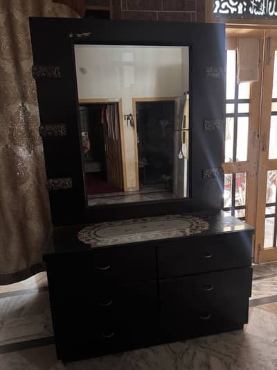 A dresser with drawers