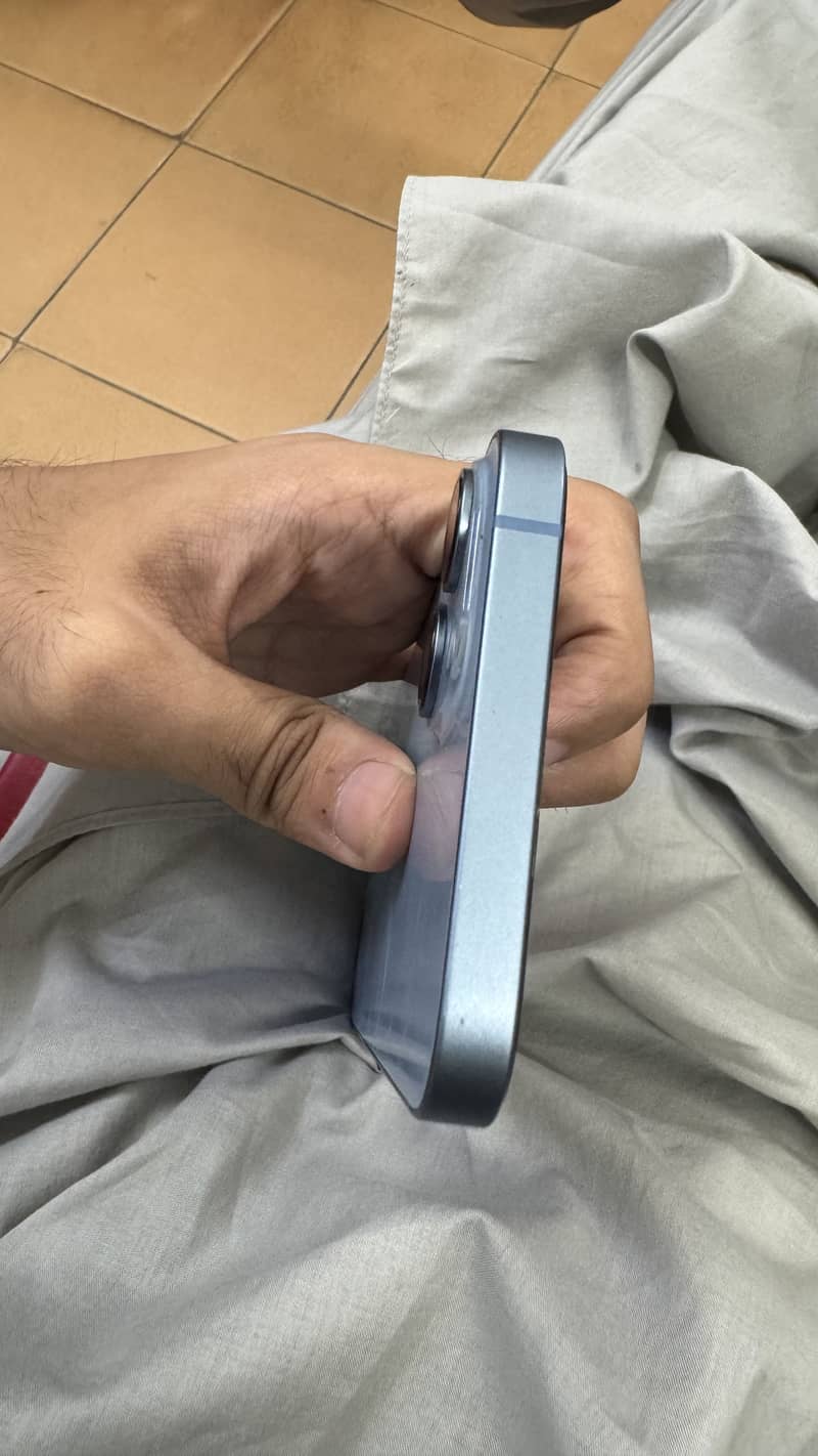 Apple iPhone 14 plus 4