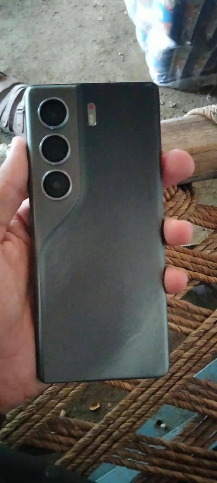 Tecno CAMON 40 Pro 5