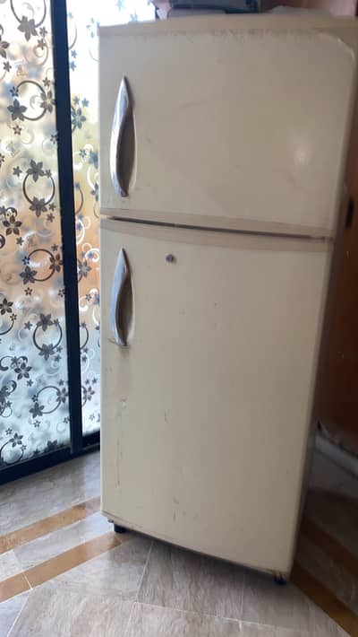 Double-Door Refrigerator (Faulty / Non-Working Unit) — Ideal for Parts