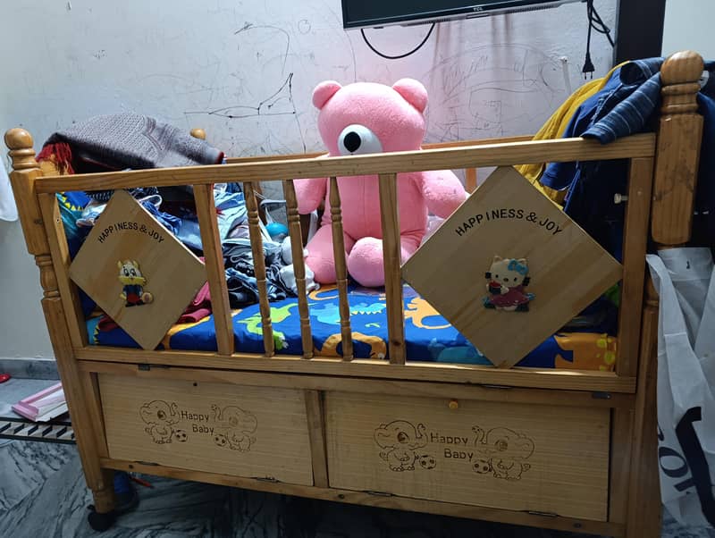 baby cot 1