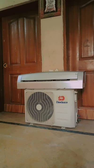 dawlance inverter AC 03196526318
