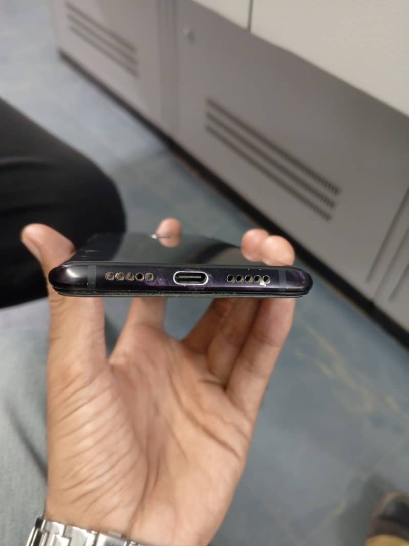 One Plus 6T 5
