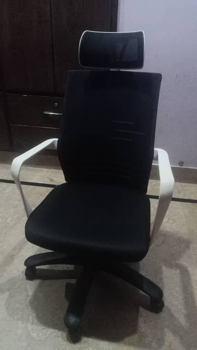 Gaming+ office chair 9.4/10 condition