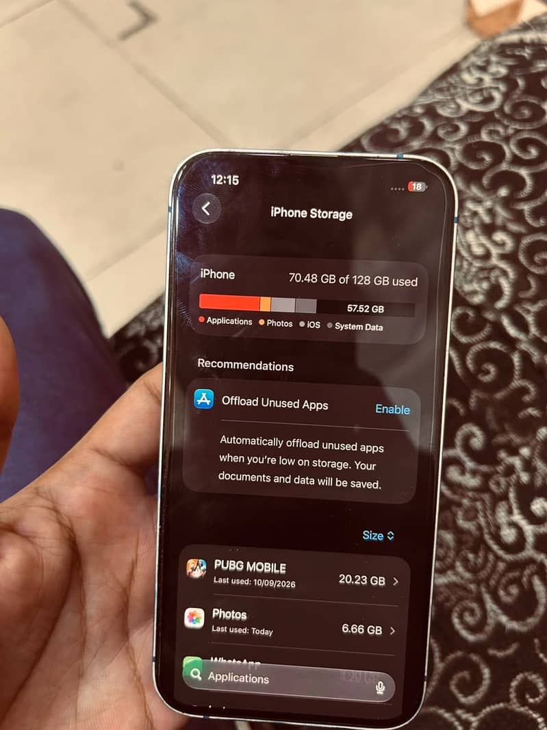 Apple iPhone 13 7