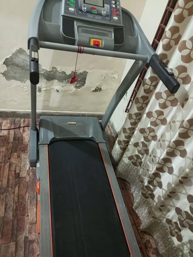 running machine good condition 3