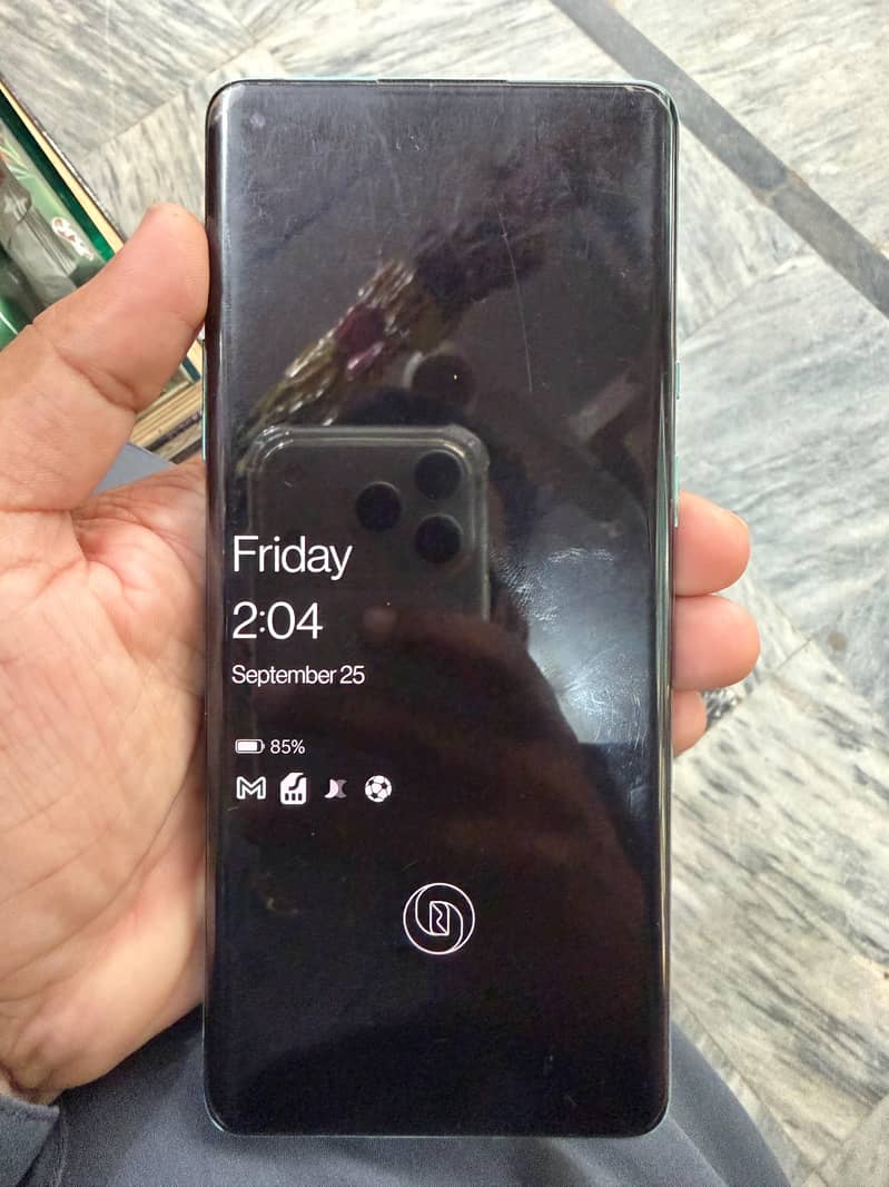 One Plus 8 Pro 0