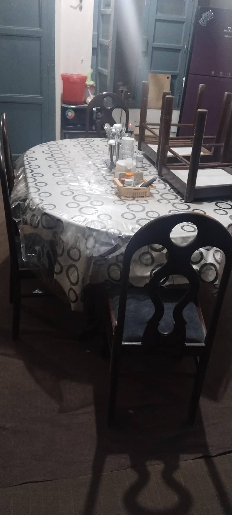 dinning table with chairs 1