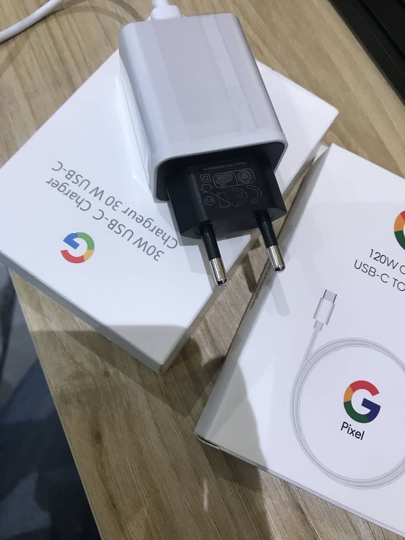 Google Pixel 8 4