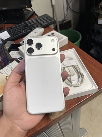 iPhone 17 Pro Max FACTORY UNLOCK 512GB