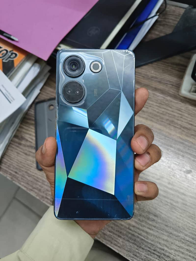 Tecno CAMON 20 1