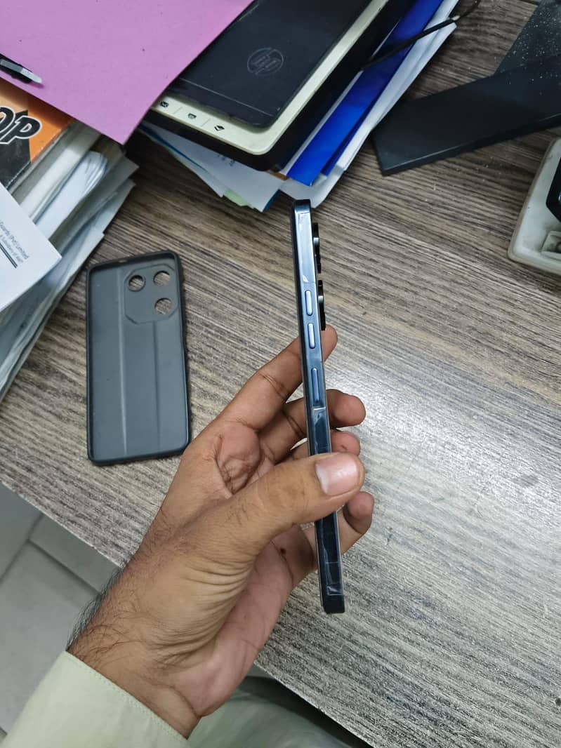 Tecno CAMON 20 2