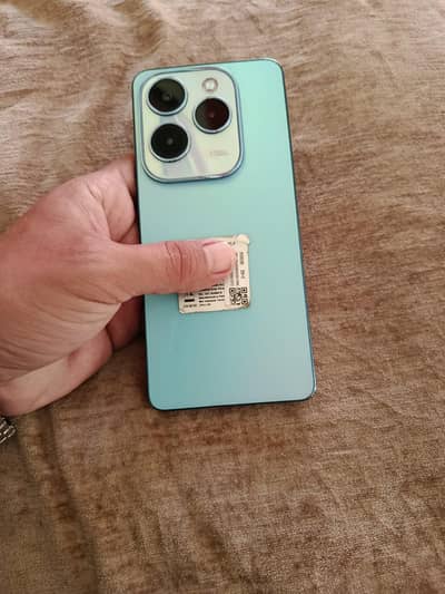 Infinix Hot 40 Pro