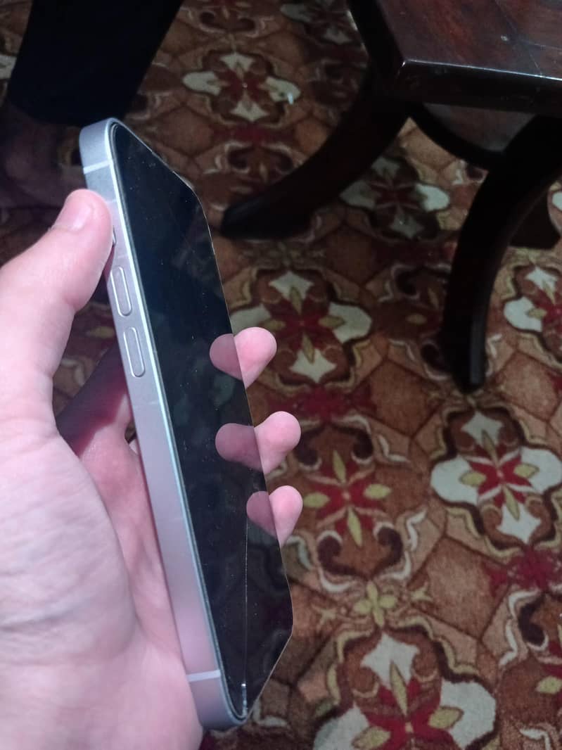 Apple iPhone 14 2