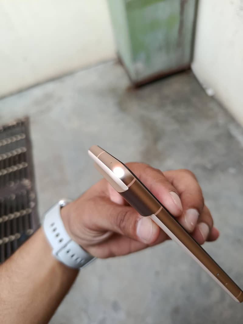 Google Pixel 8 3