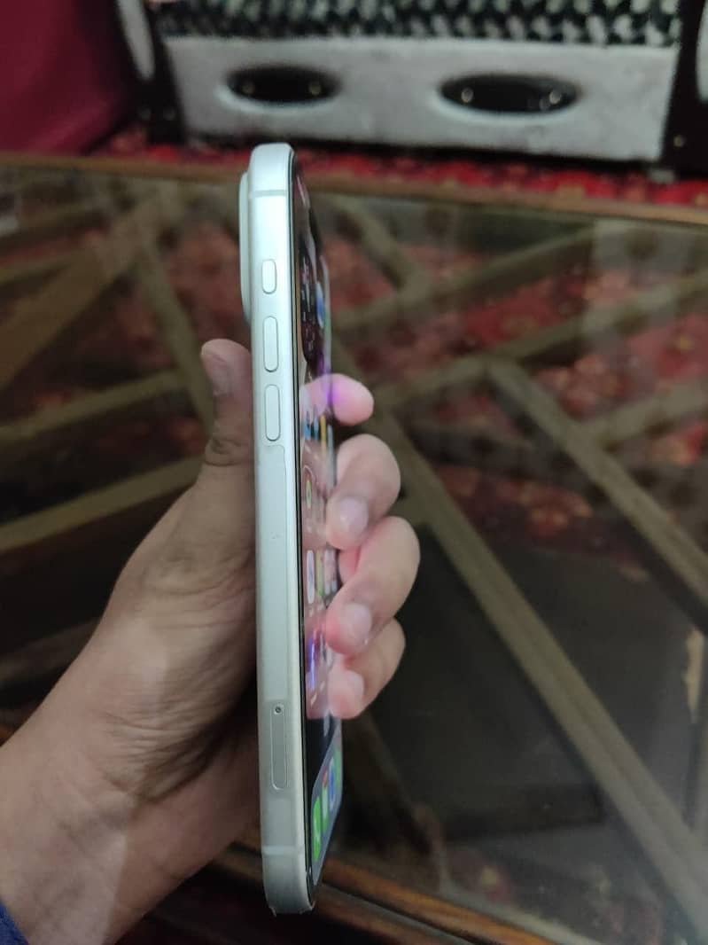 Apple iPhone 17 Pro Max 6