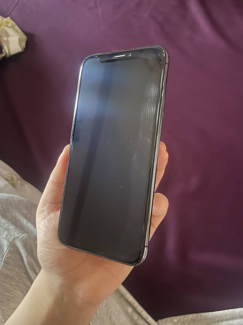 Apple iPhone X 0