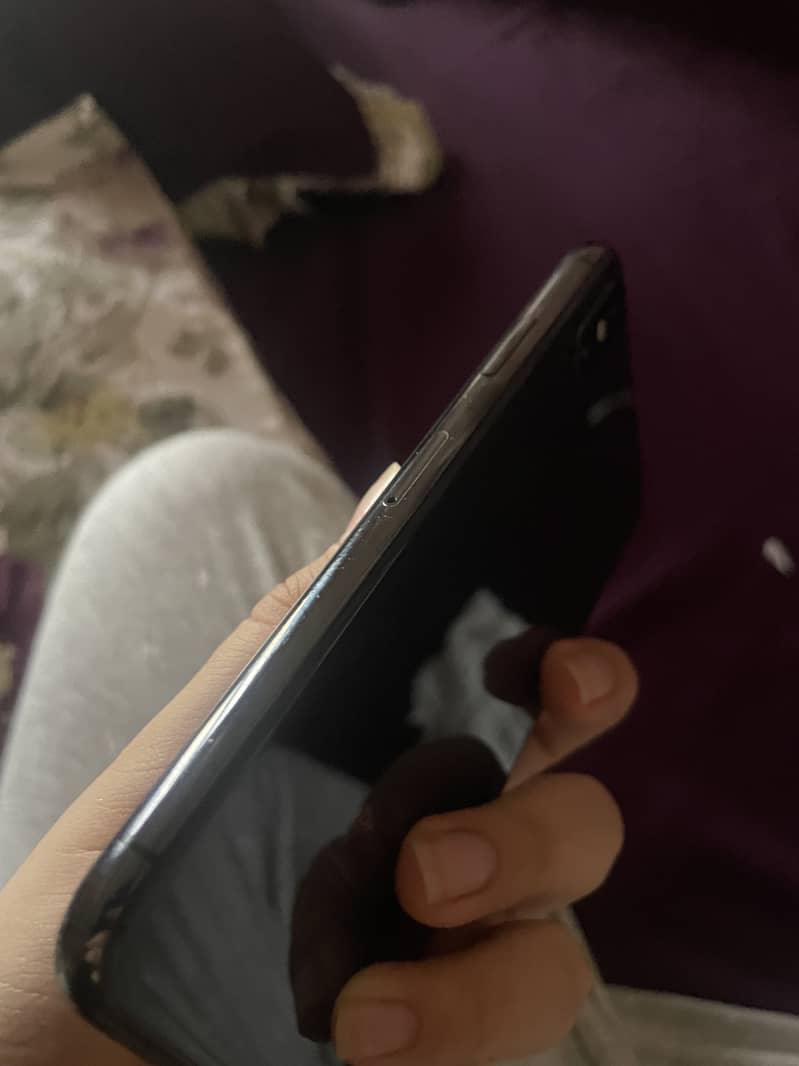 Apple iPhone X 1