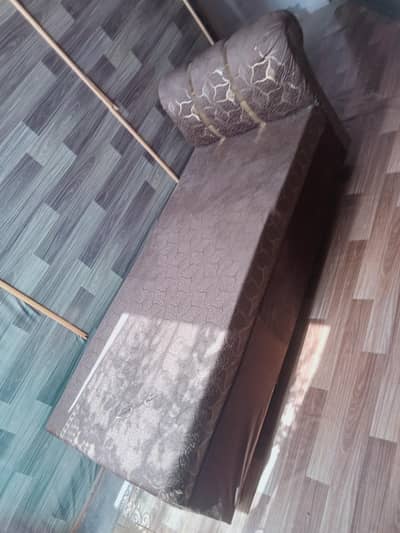 Woden poshes new beds set