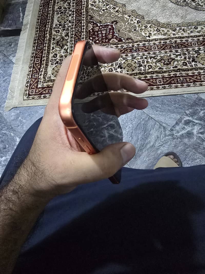 Apple iPhone 17 Pro Max 0