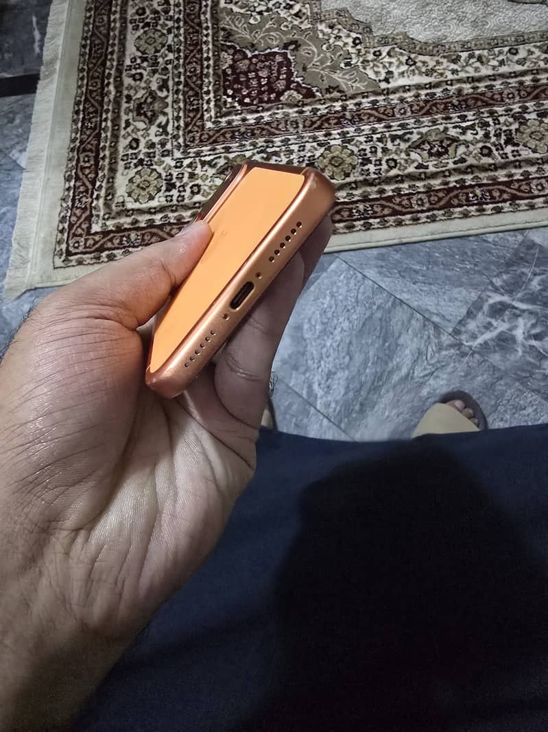 Apple iPhone 17 Pro Max 3