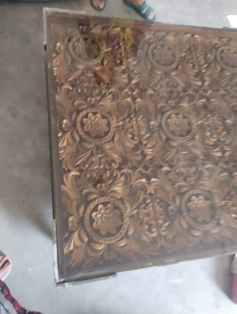 Center table 1