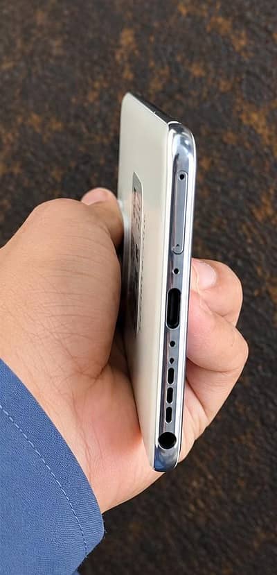 Tecno spark 40 pro +