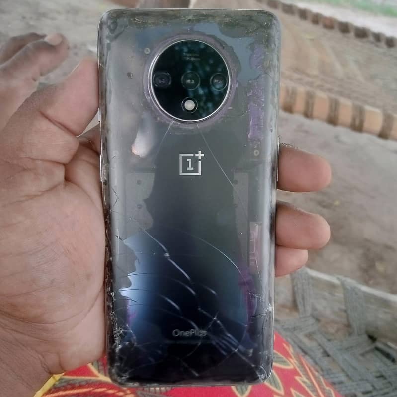 One Plus 7T 1