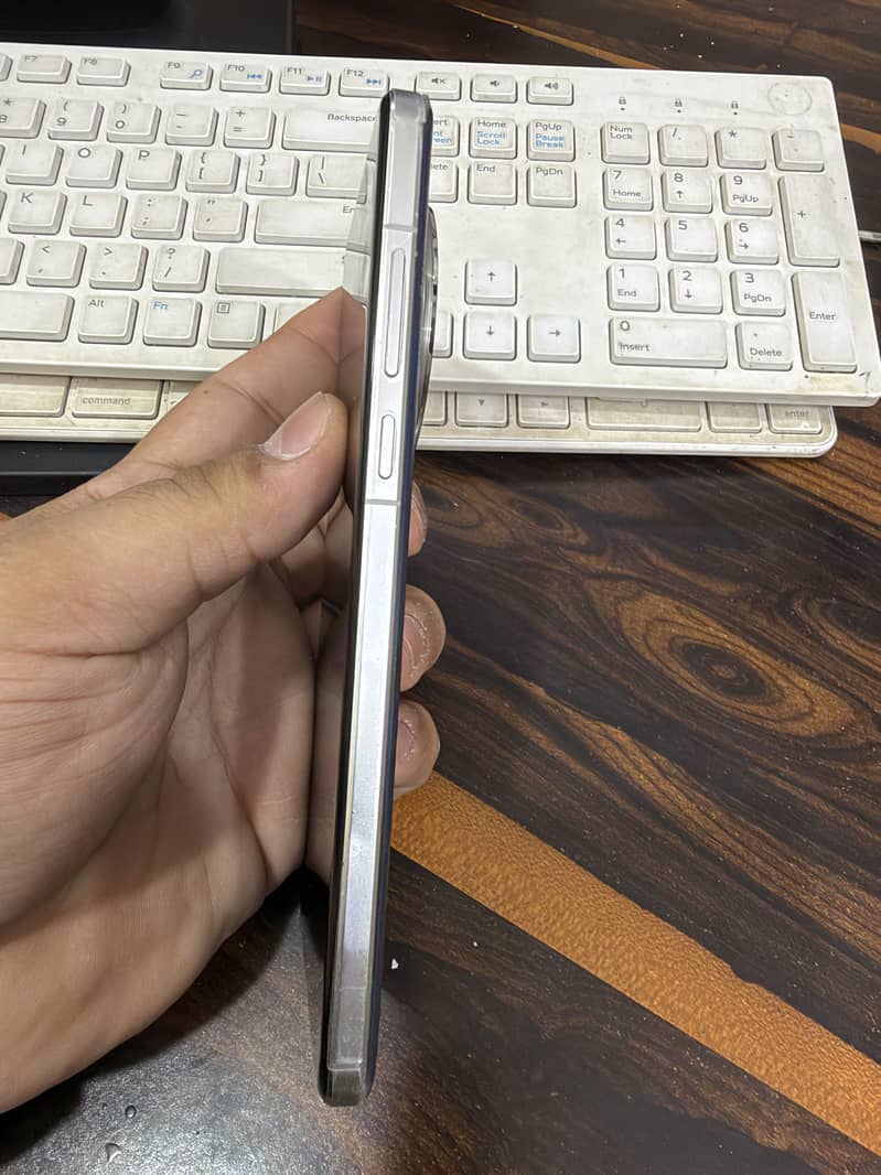 One Plus 13 6