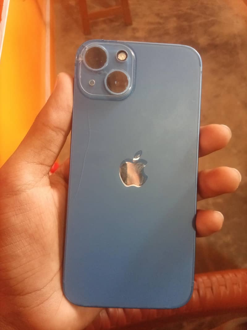 Apple iPhone 13 0
