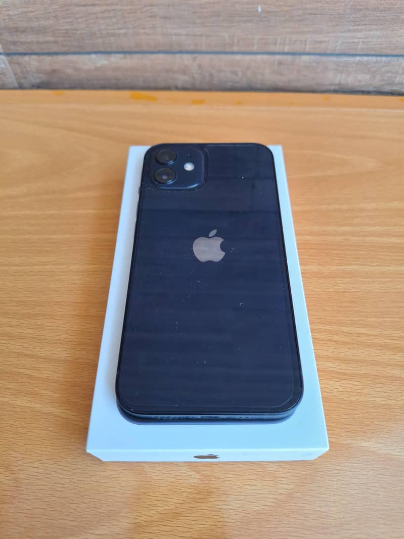 Apple iPhone 12 3