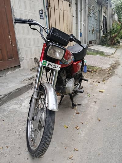 Honda 125 (2015) urgent sale