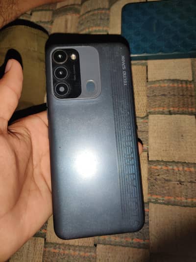 Tecno spark 8c