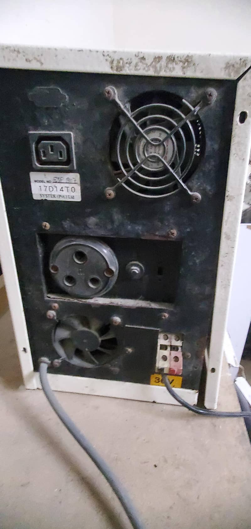 SYSTEC UPS 1