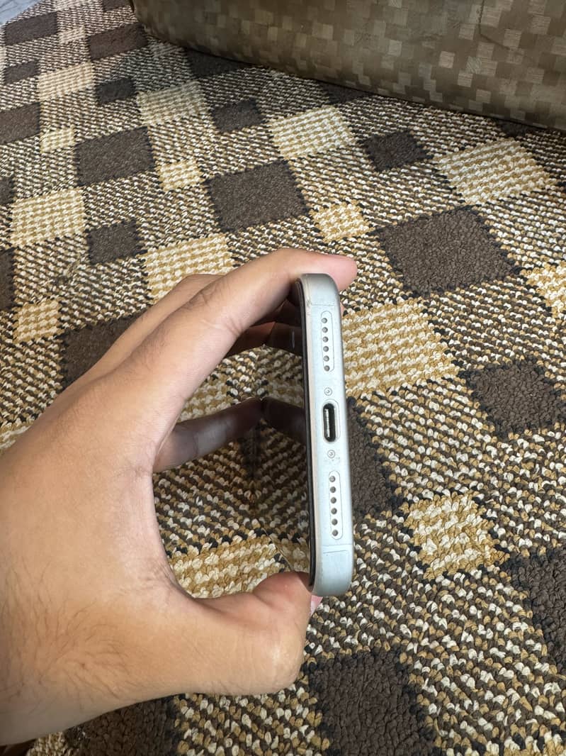 Apple iPhone 17 Pro Max 1