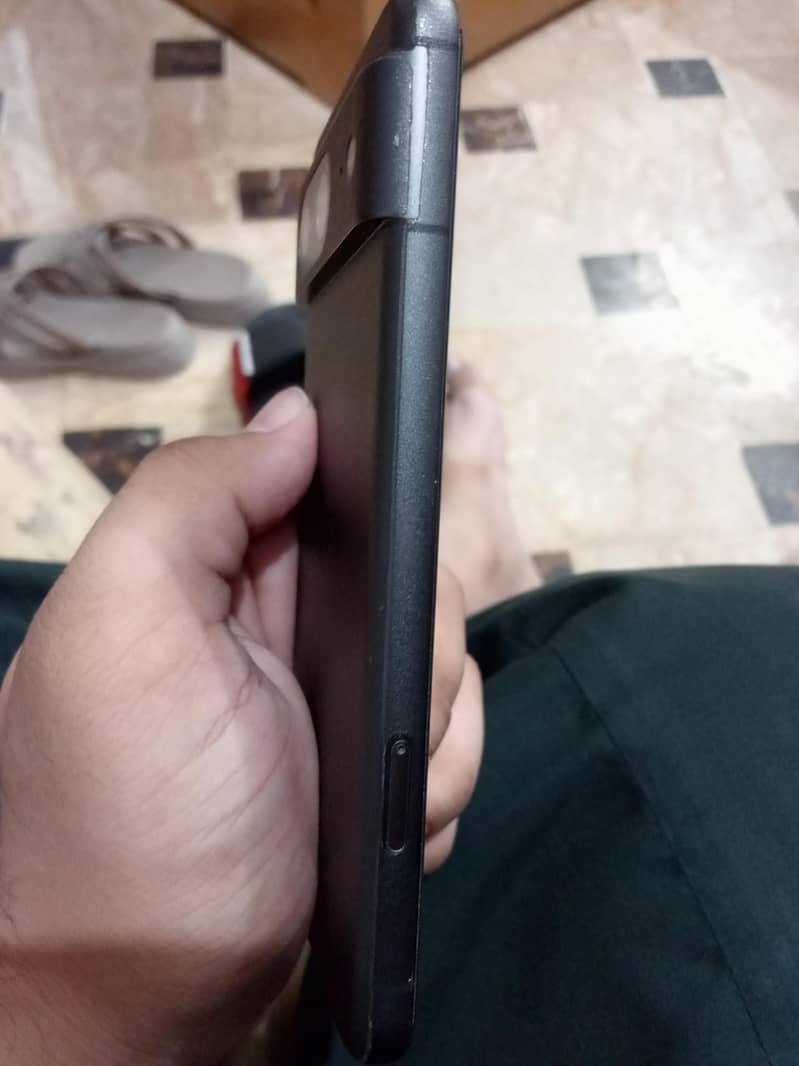 Google Pixel 8 5