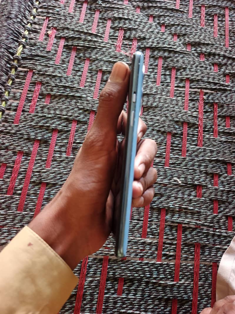 One Plus 9 4