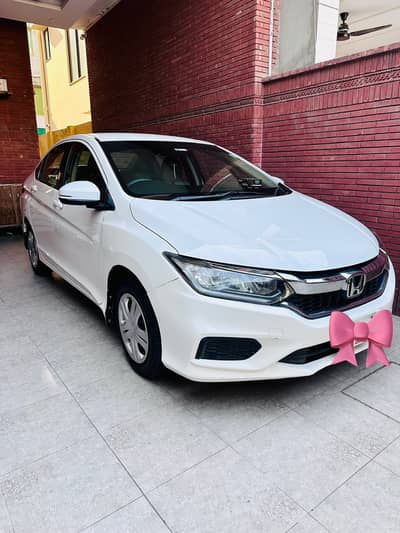 Honda City 2022  White Total Original Well Maintained New Tyre