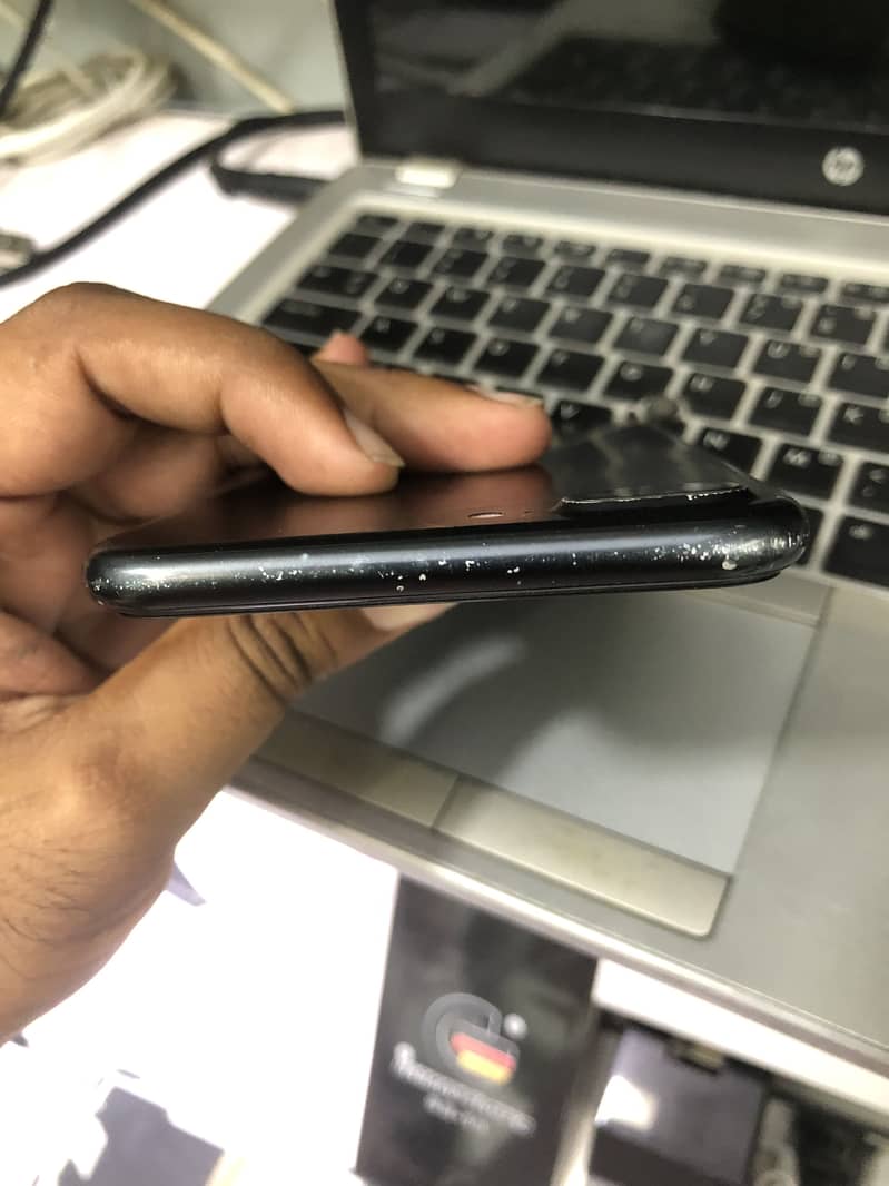 Apple iPhone 7 Plus 4