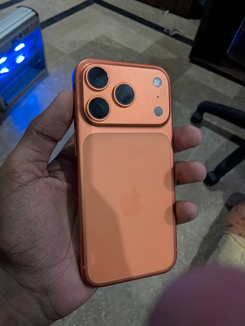Apple iPhone 17 Pro 1