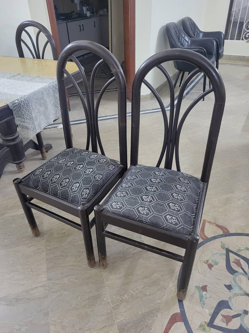 Complete Dining Set – Table + Chairs + showcase 3