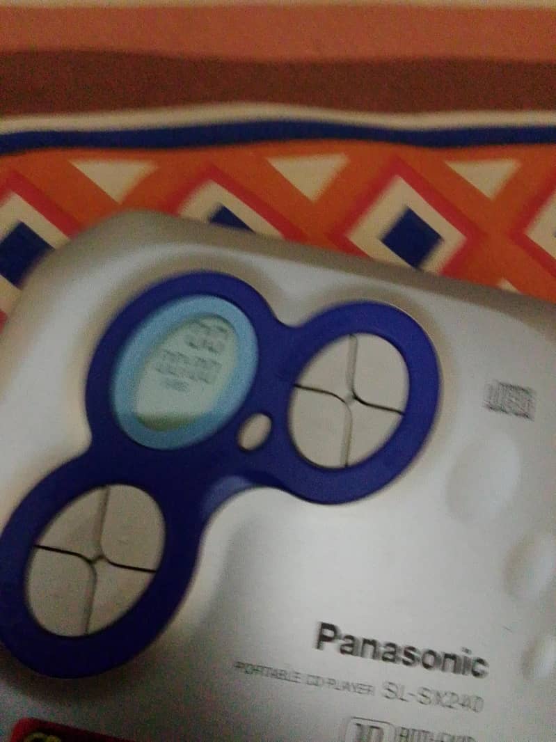 CD player 2