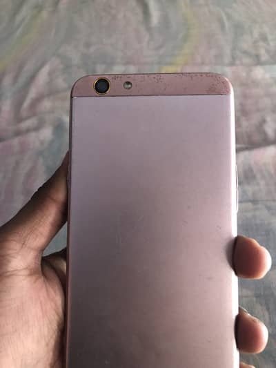 OPPO F1s