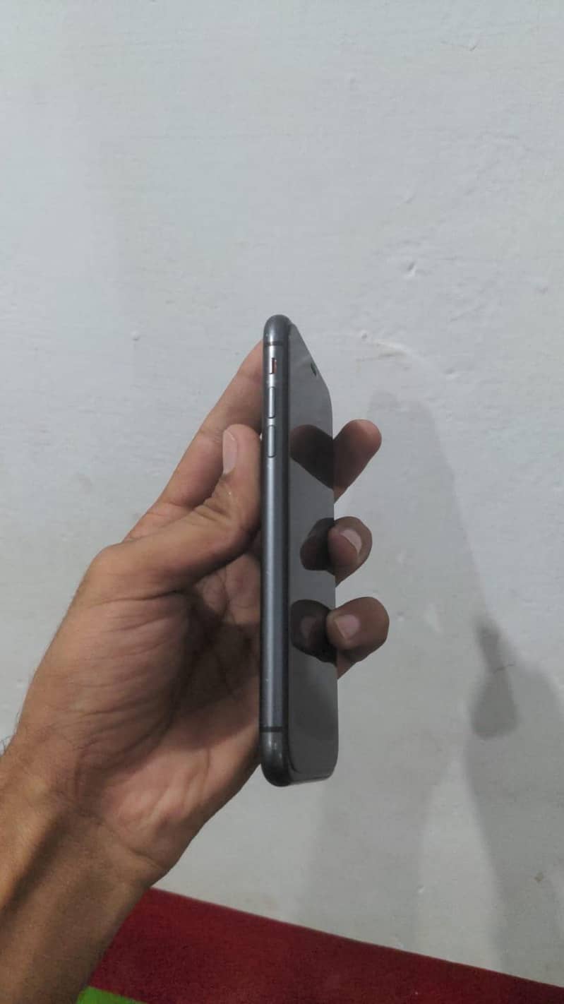 Apple iPhone 11 2