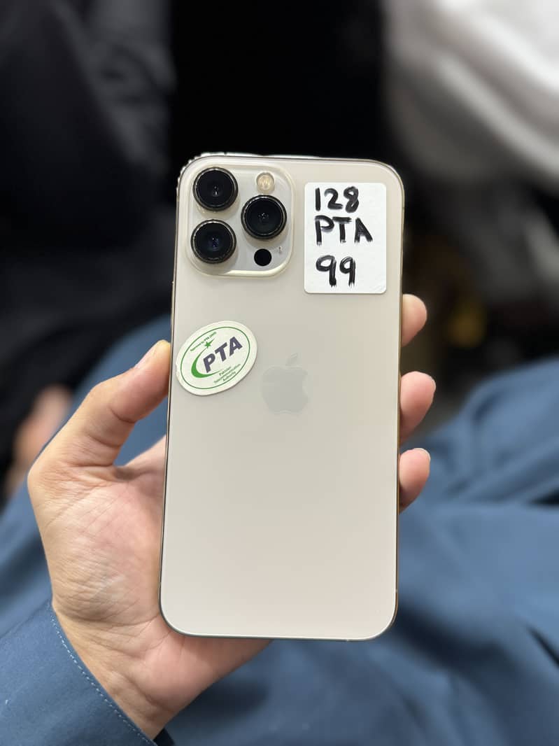 Apple iPhone 13 Pro Max 0