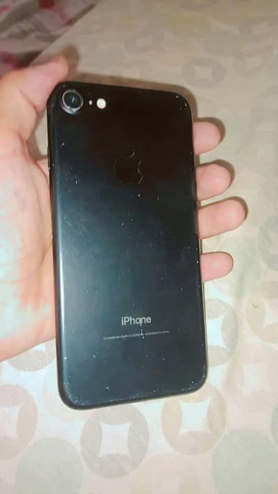 Apple iPhone 7